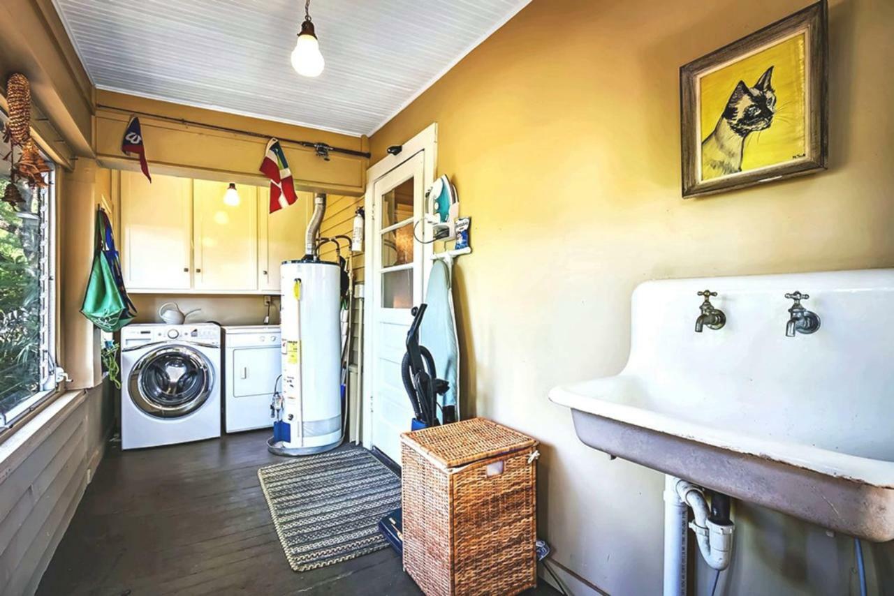 Charming 1923 Cottage At Erehwon Retreat Tampa Bagian luar foto